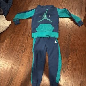 Jordan Kids Matching Set in Blue and Teal